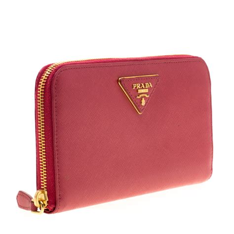 women's prada wallet